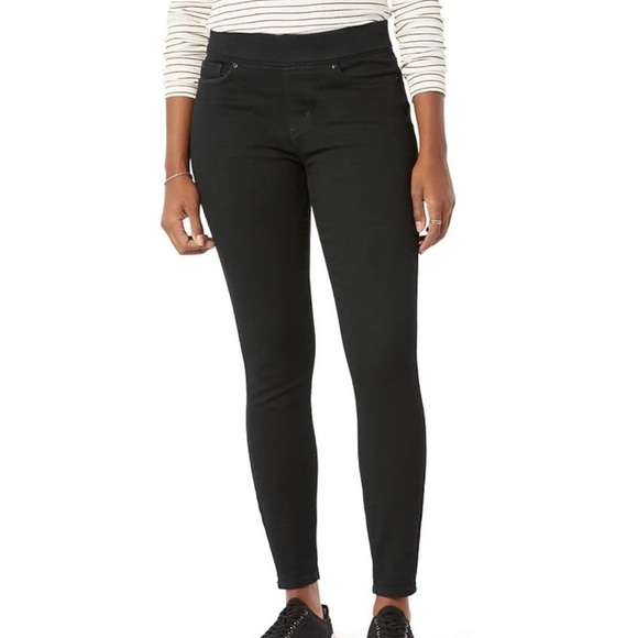 Levi's Women's Pull-On Skinny Jeans Black - Picture 1 of 3